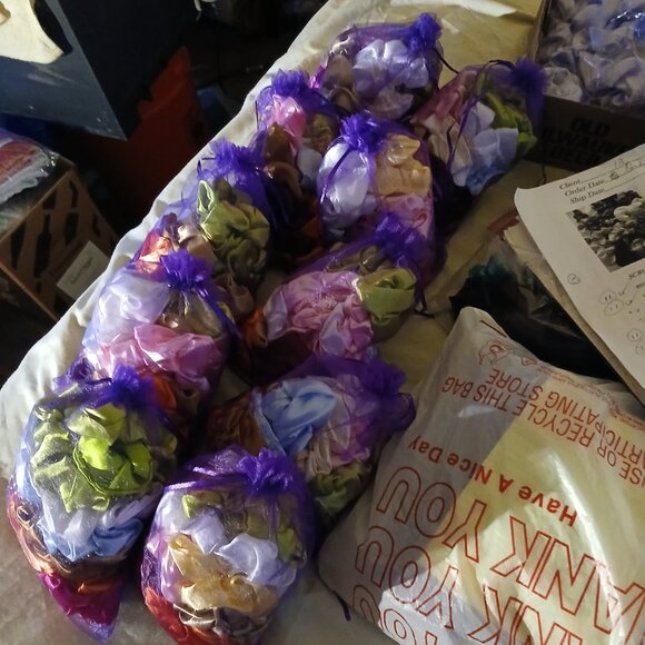 Set of 22 Satin Scrunchies in 22 Colors : BACK TO SCHOOL SALE - Picture 5 of 10